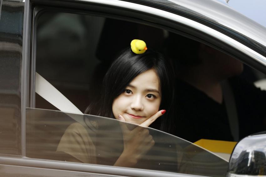 블랙핑크 지수 인기가요 MC 컷.gif | 인스티즈