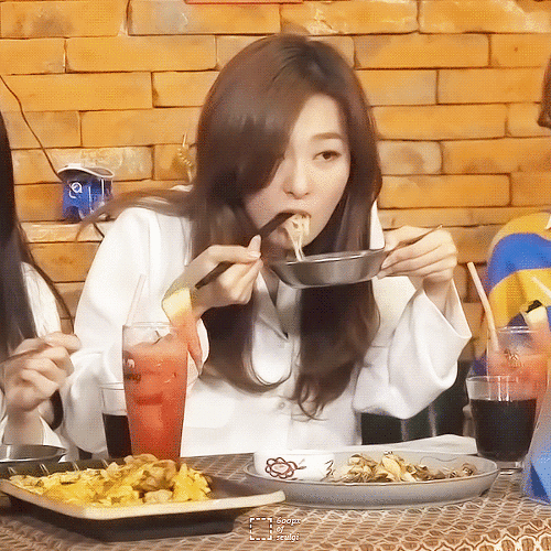 슬기는 왜이리 귀엽지.gif | 인스티즈