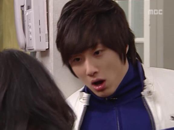 [거침없이하이킥] 나이따윈 상관 없는 윤호.jpg | 인스티즈