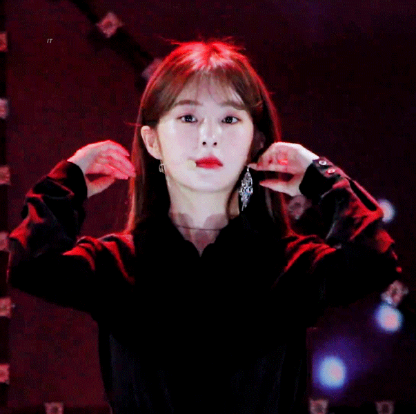 안경을 써도 예쁜 아이린.gif | 인스티즈