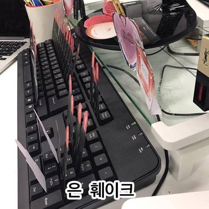 어느 화장품 회사의 만우절.jpg | 인스티즈