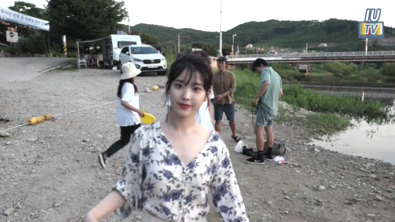 [데이터주의] 아이유 티비 #3.gif | 인스티즈