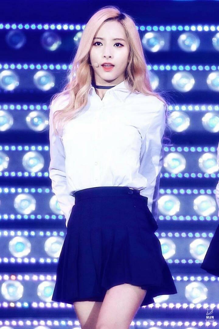 분위기있는 우주소녀 보나 | 인스티즈