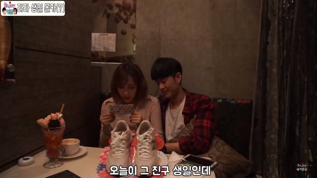 엘레베이터 방구몰카로 화제가 된 개그맨의 여자친구 생일 몰카(눈물주의) | 인스티즈