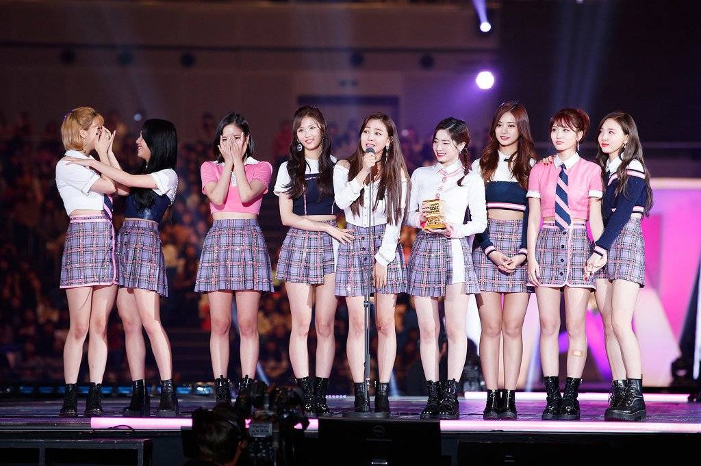 우는 트와이스.gif | 인스티즈