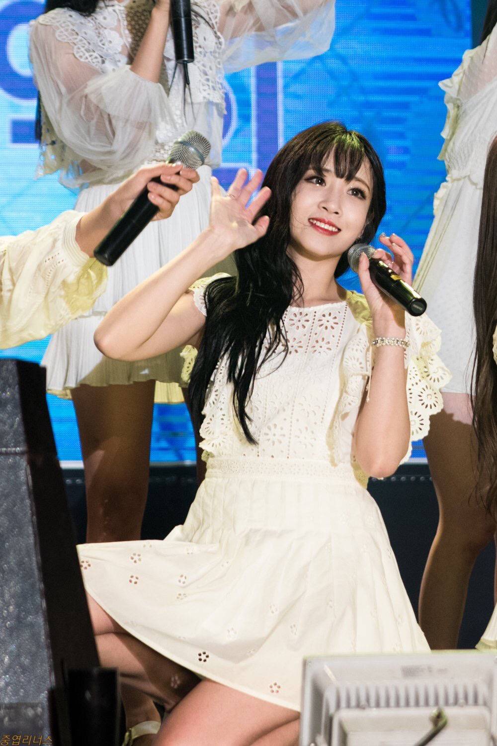 [러블리즈] 퇴근하고 학교에 가야해서 지애 | 인스티즈