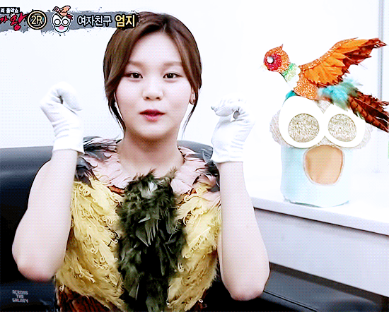 [여자친구] 전에 다친 발목이 많이 좋아져서 엄지 | 인스티즈