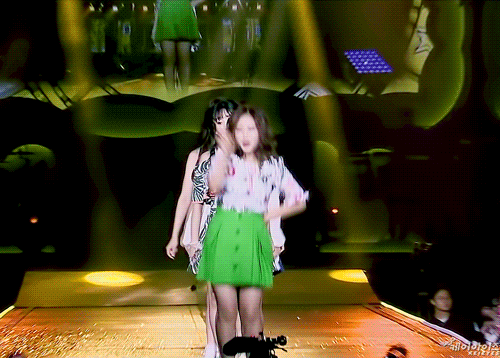 러블리즈 콘서트.gif | 인스티즈