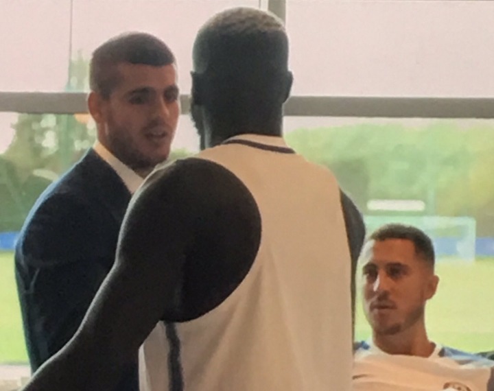 아자르 병장과 일주일 고참 만난 모라타.jpg | 인스티즈