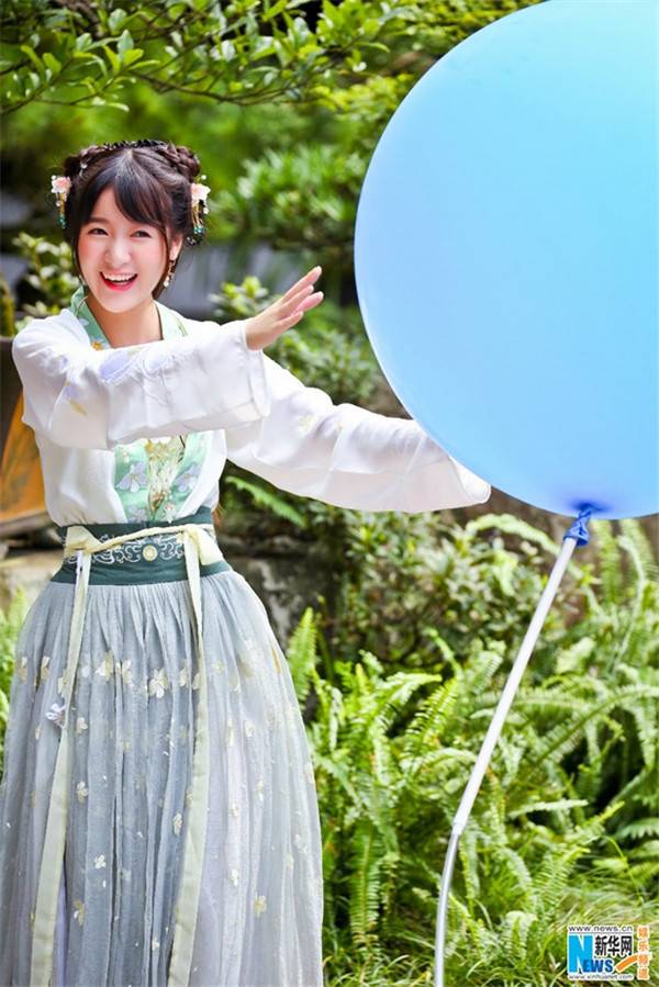 각자 색이 뚜렷한 한중일 전통의상들 | 인스티즈