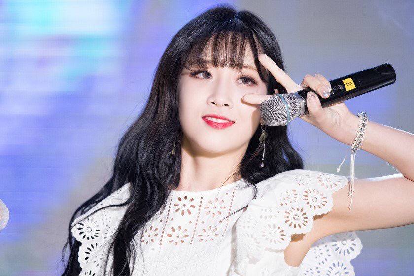 [러블리즈] 아침부터 조금 쌀쌀한 날씨인 것 같아서 지애 | 인스티즈