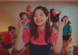 트와이스 Merry & Happy 움짤 | 인스티즈