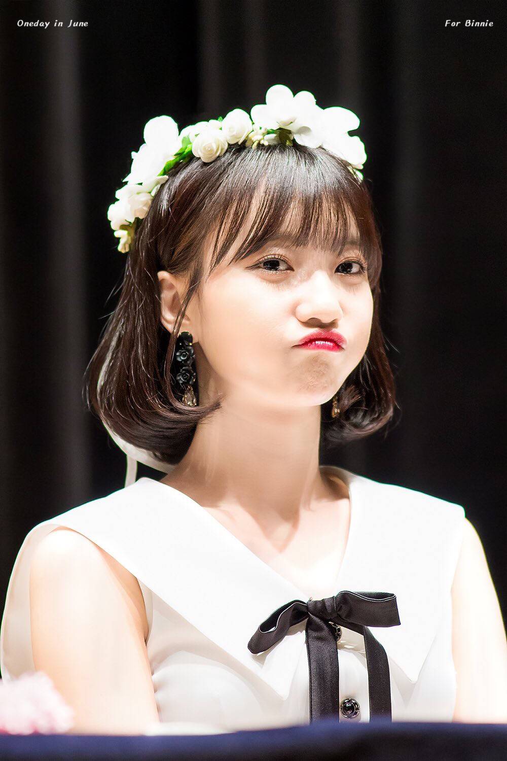 [오마이걸] 선선한 바람이 불어와서 비니 | 인스티즈