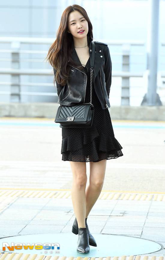 [에이핑크] 오늘자 손나은 뉴욕 패션위크 참석 & 화보 촬영차 출국 | 인스티즈