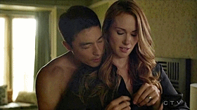 [크리미널마인드] 출근하는 와이프에게 자꾸 들이대는 다니엘 헤니.gif | 인스티즈