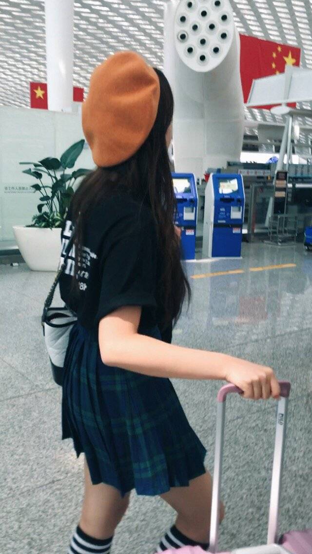 연휴 보내고 입국한 성소 | 인스티즈