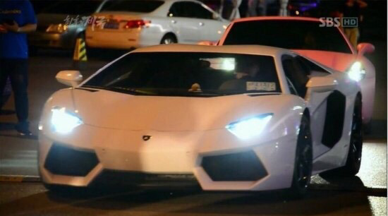 불화한 집안 갑부의 딸 vs 화목한 집안 평범한 부부의 딸 | 인스티즈