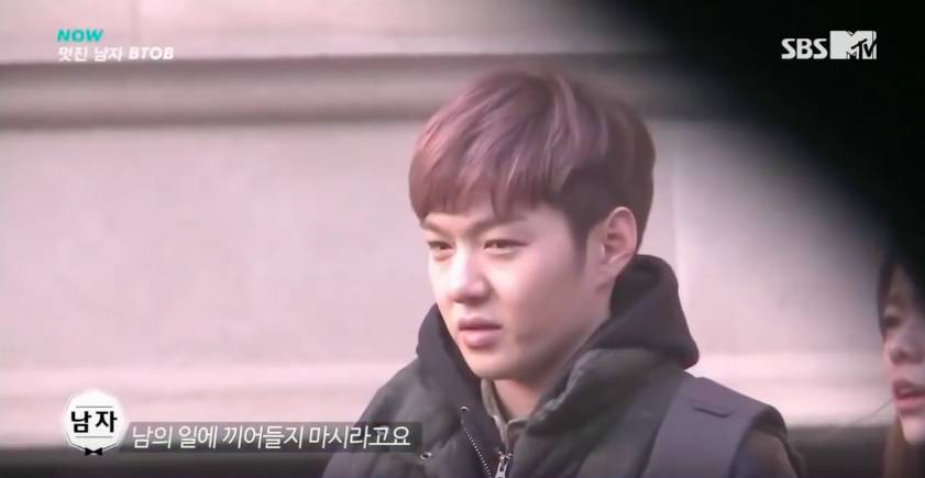 데이트 폭력 상황에 대처하는 남자 아이돌 | 인스티즈