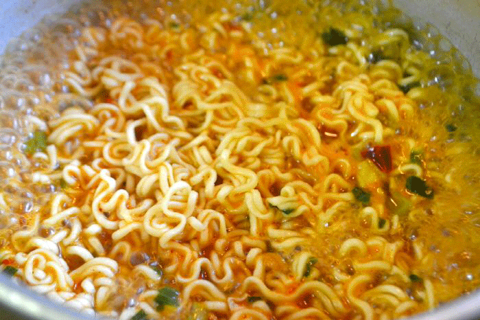 아침점심저녁야식 시원한 라면 움짤 gif | 인스티즈