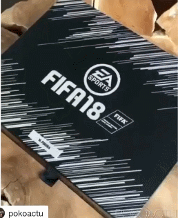 최근 EA에서 축구선수들한테 피파18을 선물했는데 게임 시디만 준게 아니라 | 인스티즈