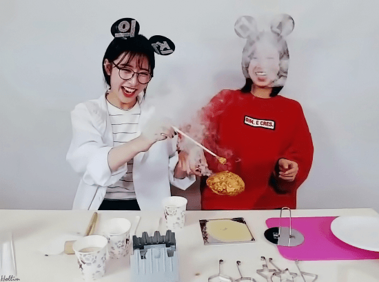 괴생명체를 만드는 걸그룹.gif | 인스티즈