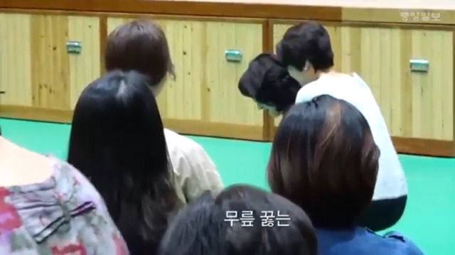 특수학교 설립 반대에 무릎 꿇은 장애학생 부모들에 대한 강서구 주민들의 반응.jpgif | 인스티즈