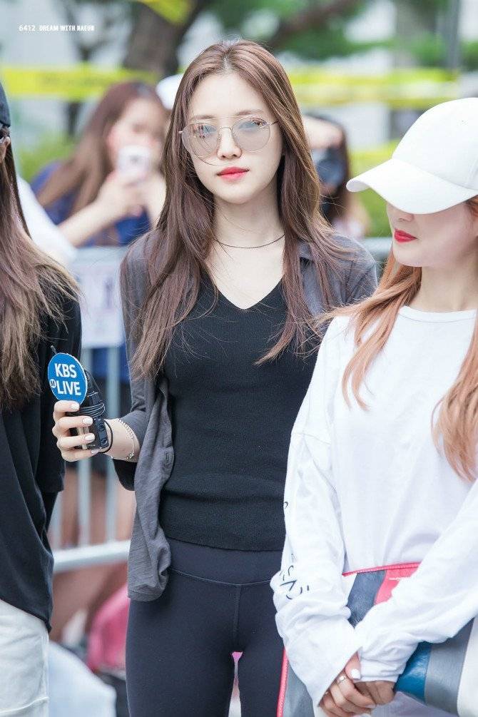 손나은 레깅스 | 인스티즈