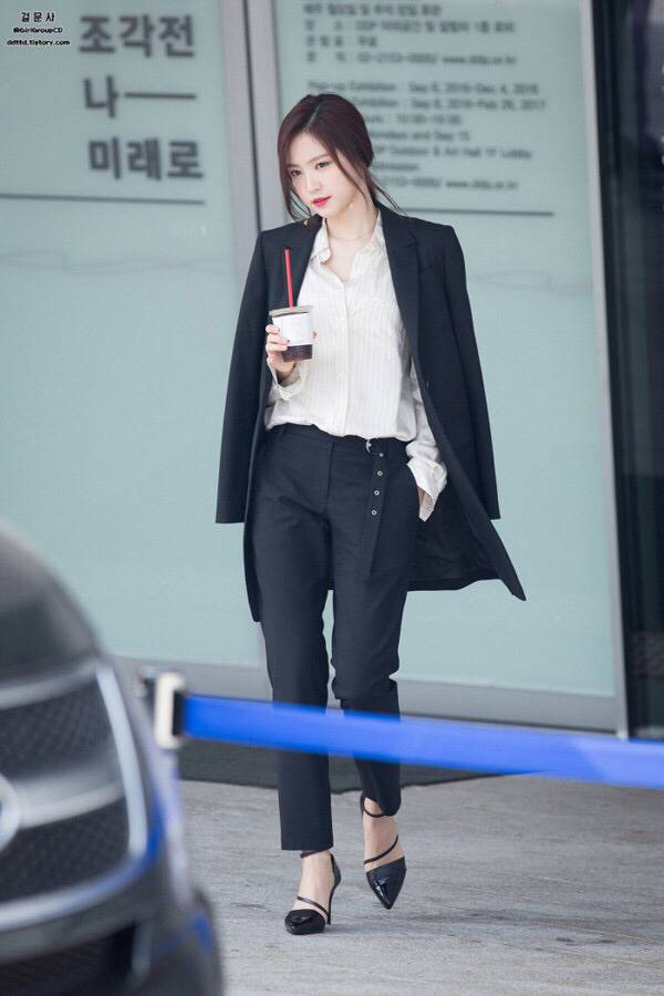 남자보다 멋있는 손나은 | 인스티즈