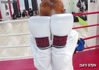 스파링 뛰는 에이핑크 박초롱.gif (데이터주의) | 인스티즈