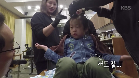 유치원에서 여자아이들한테 인기 많은 서준이 ㅋㅋ | 인스티즈