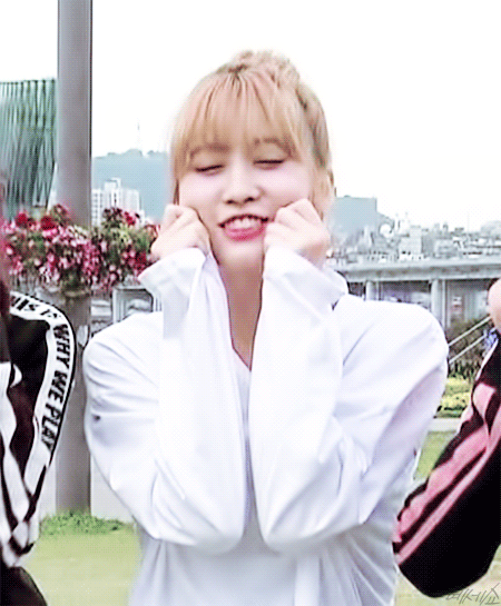 오랜만에 트와이스 모모 | 인스티즈