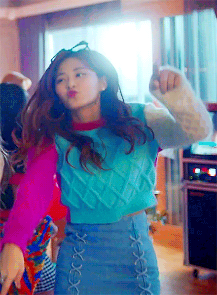 Merry&Happy 쯔위.gif | 인스티즈