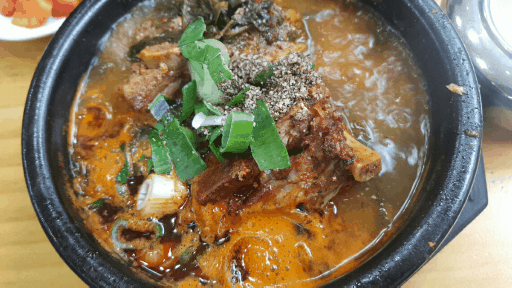 속시원한 ! 뼈다귀해장국 gif | 인스티즈