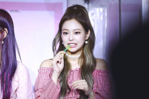 2018년 첫 제니 | 인스티즈