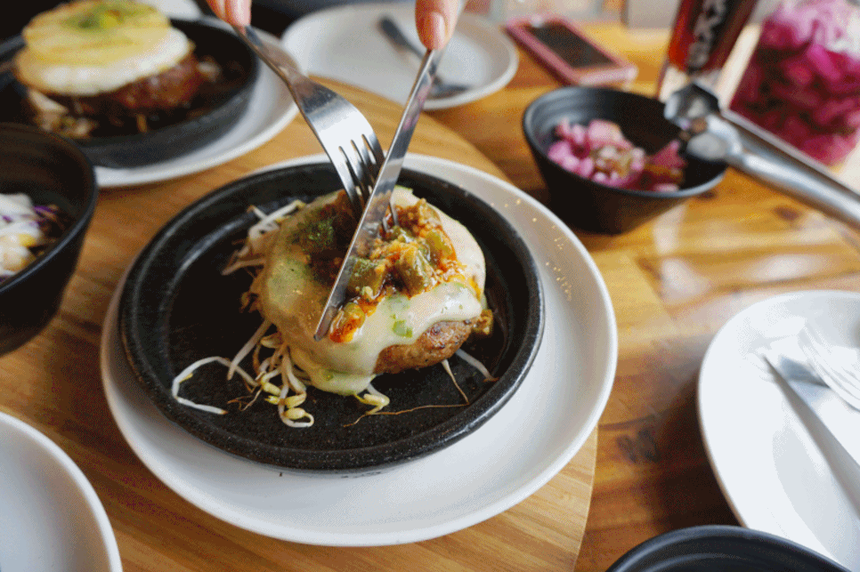 경양식 함박 스테이크 움짤 gif | 인스티즈