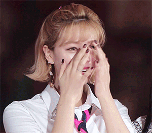 우는 트와이스.gif | 인스티즈