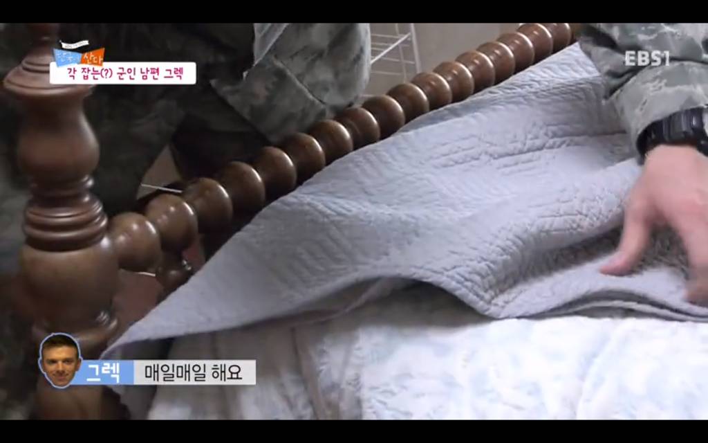 서양남자들은 군대를 안가서 위계질서를 모르니까 여자처럼 살림하는거야 | 인스티즈