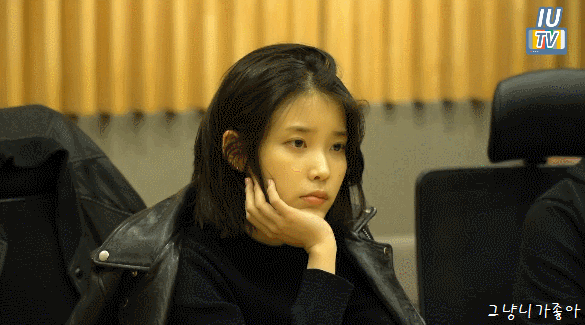 [데이터주의] 아이유 티비2 #2.gif | 인스티즈