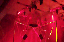 야심한 시간엔 핫한 매직마이크! 그리고 기타 다른 핫한짤 수위셈주의! | 인스티즈