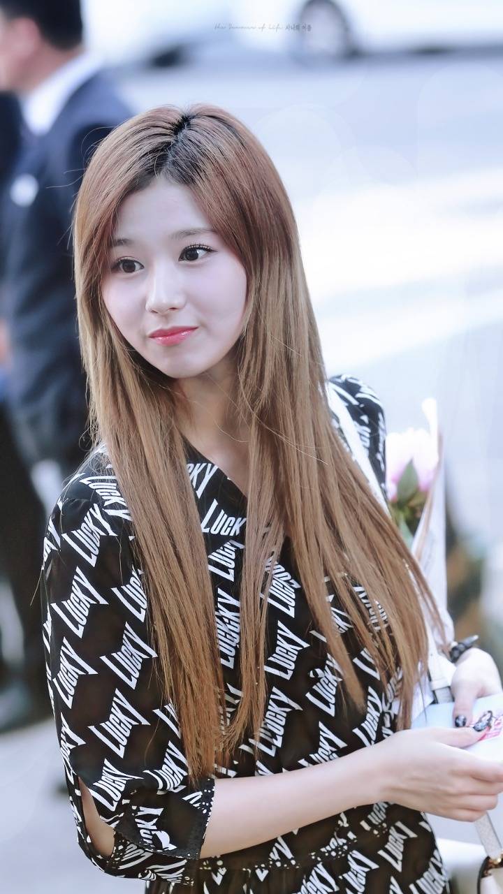 [twice] 출근길에 원피스입은 사나.jpg | 인스티즈