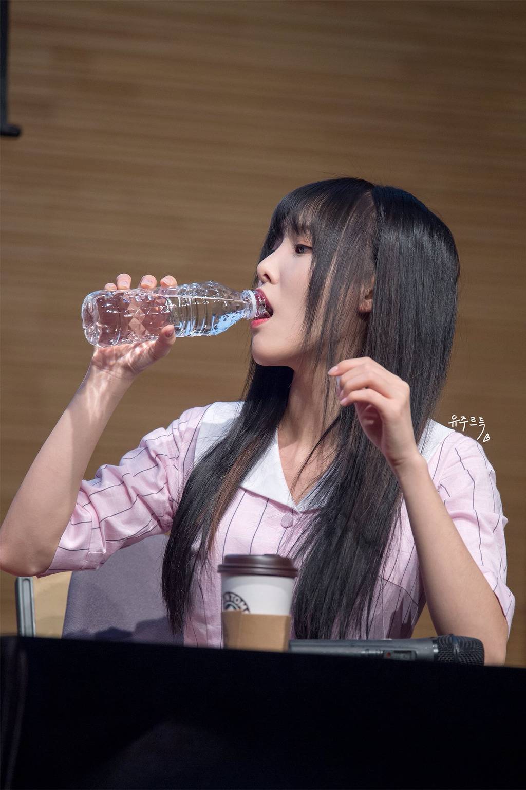 [여자친구] 밥이나 먹으려해서 유주 | 인스티즈