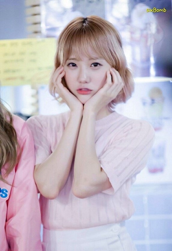 ㄹㅇ루다가 꽃받침 | 인스티즈