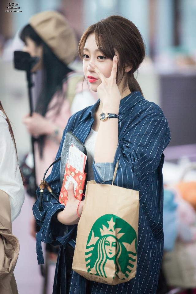 진짜루 예쁜 러블리즈 지수. JPG | 인스티즈