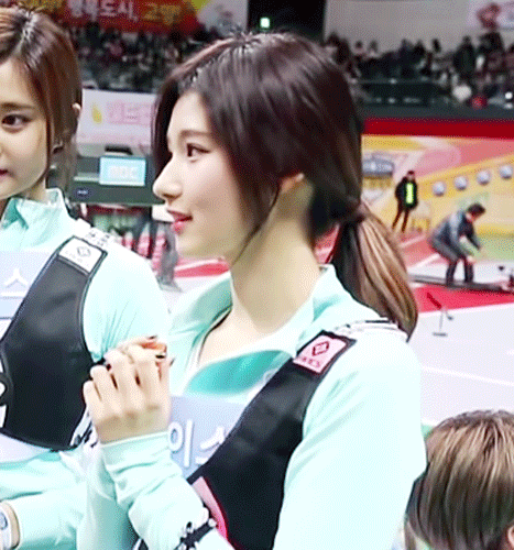 개인적으로 생각하는 사나 챠밍포인트.gif | 인스티즈