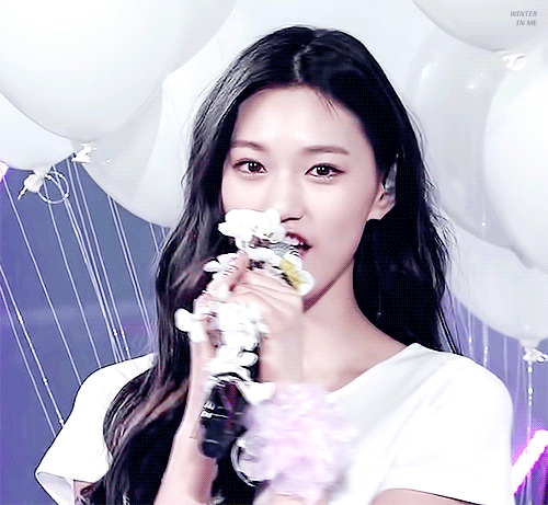 2018년 첫 아이오아이 짤 | 인스티즈