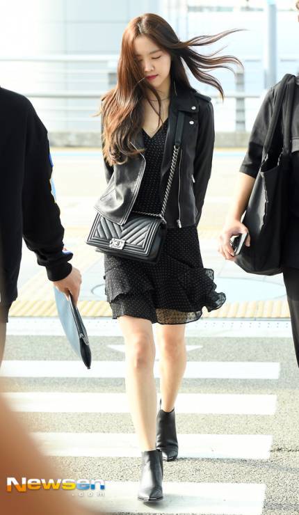 뉴욕 프로모션 가는 손나은이.jpg | 인스티즈