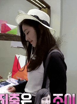 리얼리티 모자 아이린.gif | 인스티즈
