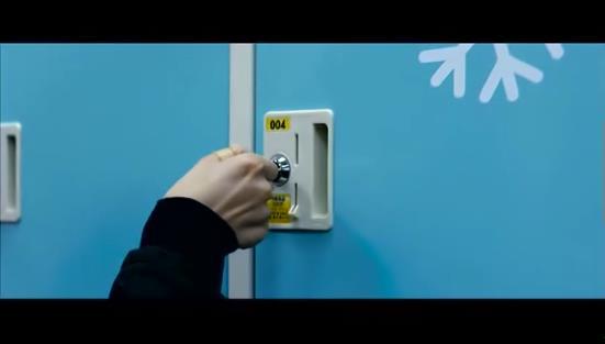 마지막 한명이 살아남을 때까지 멈출 수 없다! &#65308;영화&#65310; 10억 11 | 인스티즈