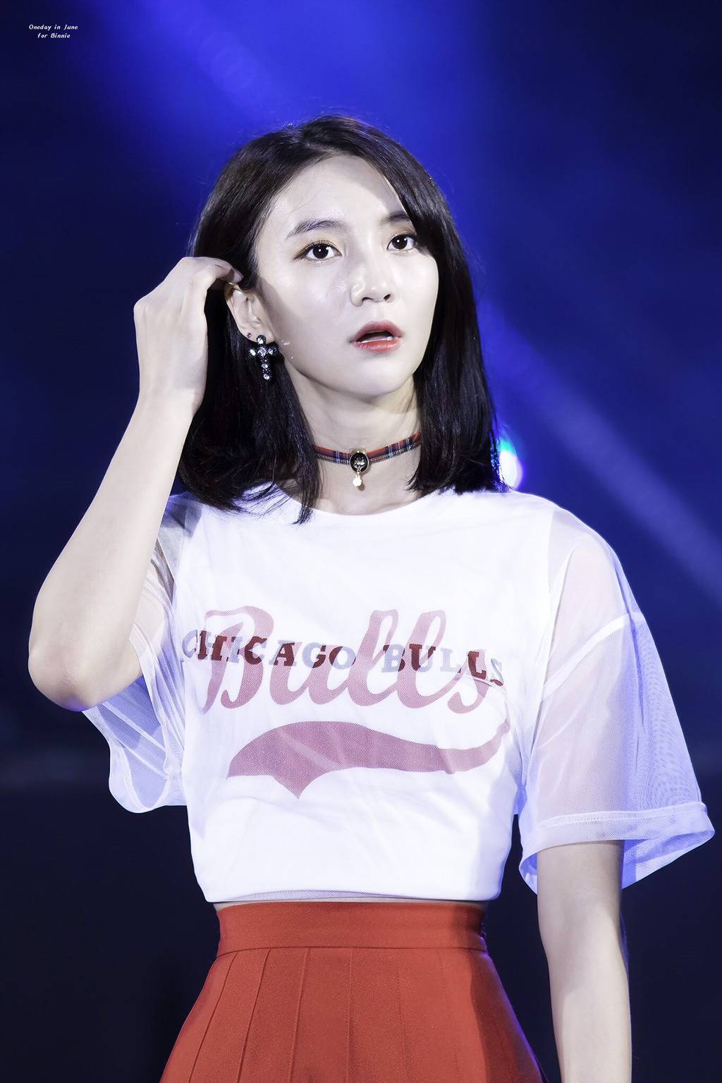 [오마이걸] 선선한 바람이 불어와서 비니 | 인스티즈