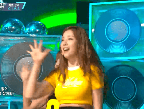 빛나는 윤채경 | 인스티즈